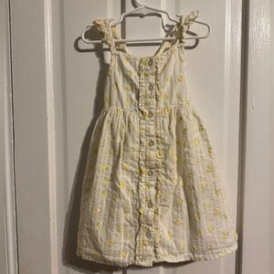 Tahari Yellow Floral Kids Dress with Metallic thread detailing Size 4T